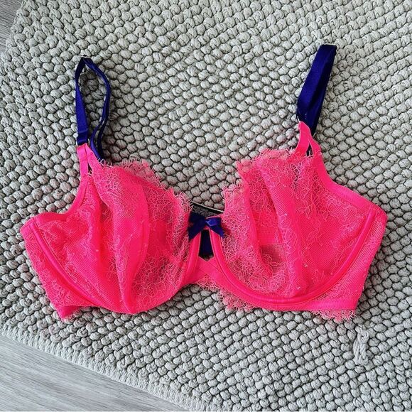 Victoria’s Secret Very Sexy Unlined Demi Neon Pink Bra - Picture 1 of 3